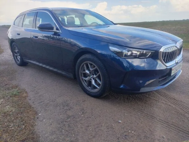 BMW 5 Series 2024 — миниатюра 4