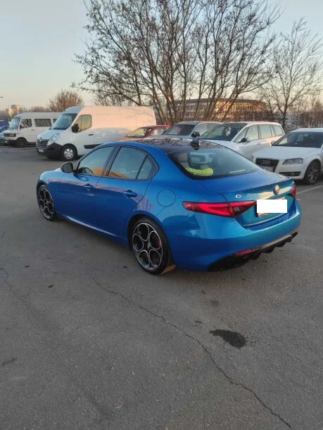 Alfa Romeo Giulia 2022 — миниатюра 2