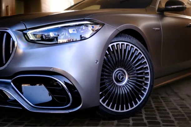Mercedes-Benz S-Класс AMG 2023 — миниатюра 3