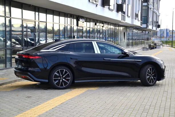 BYD Han L 2025 — миниатюра 3