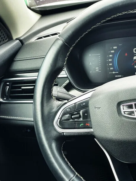 Geely Atlas Pro 2022 — миниатюра 5