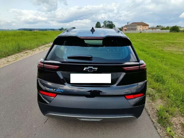 Chevrolet Bolt EUV 2023 — миниатюра 2