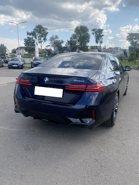 BMW 5 Series 2024 — миниатюра 5