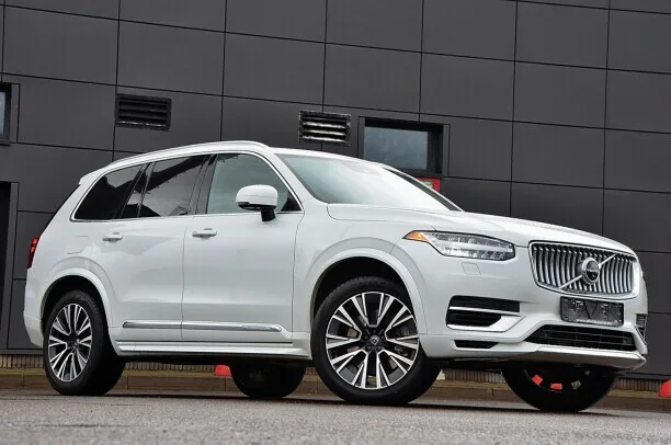 Volvo XC90 2022 — миниатюра 4