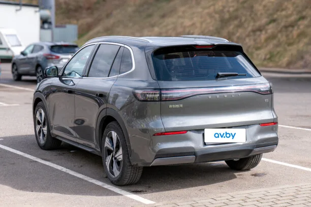 Geely Galaxy E5 2024 — миниатюра 4