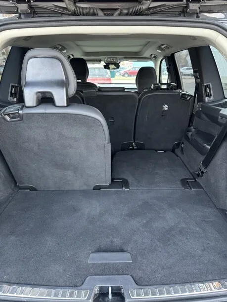 Volvo XC90 2024 — миниатюра 3