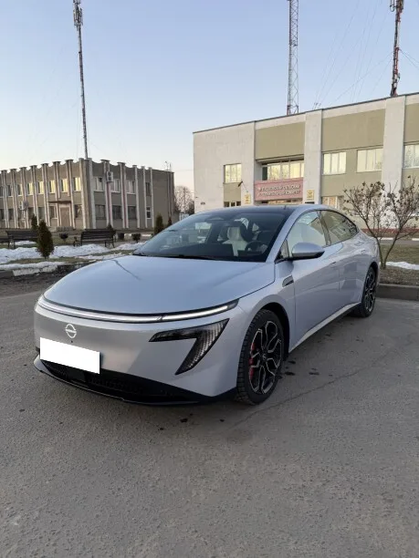 Nissan N7 2025 — фото 1, купить с доставкой в Москву