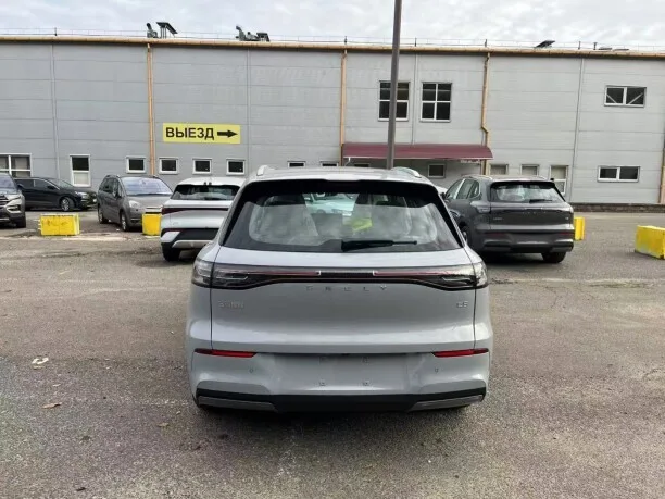 Geely Galaxy E5 2025 — миниатюра 3
