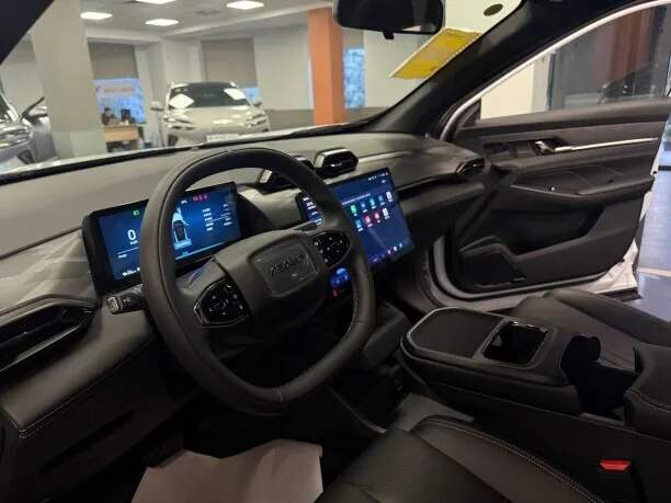 Dongfeng Aeolus L7 2025 — миниатюра 5