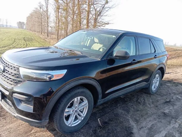Ford Explorer 2022 — миниатюра 3