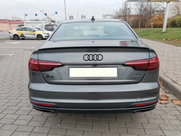 Audi A4 2022 — миниатюра 2