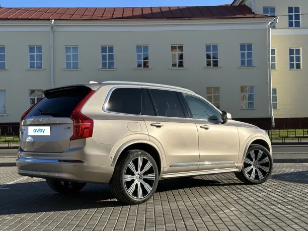 Volvo XC90 2023 — миниатюра 2