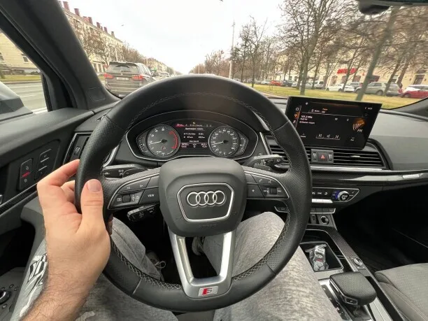 Audi SQ5 2022 — миниатюра 3
