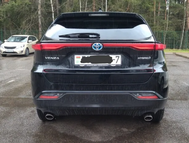 Toyota Venza 2022 — миниатюра 2