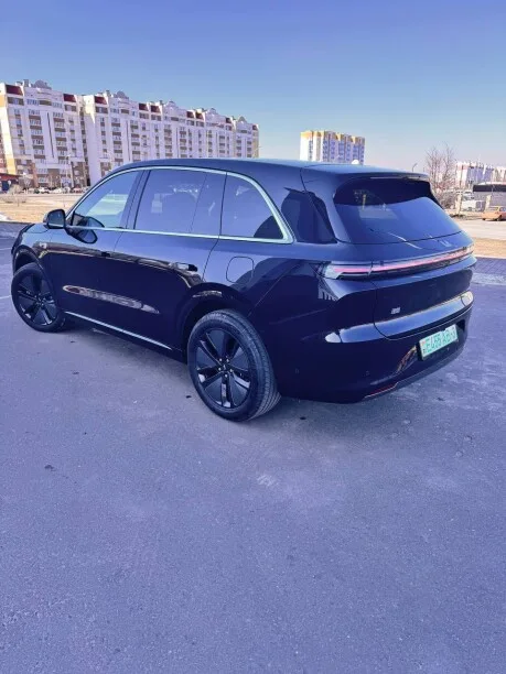 Li Auto L6 2024 — миниатюра 3