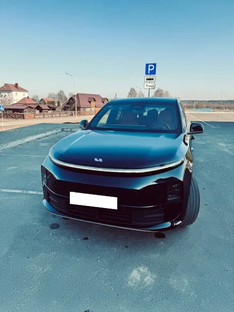 Li Auto L6 2024 — фото 1, купить с доставкой в Москву