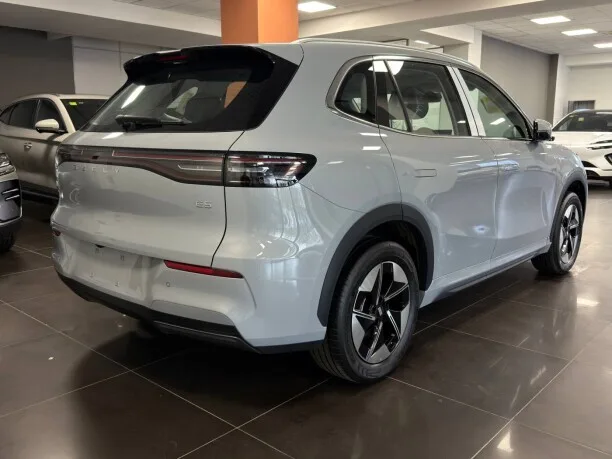 Geely Galaxy E5 2025 — миниатюра 4