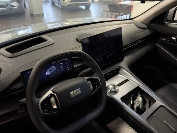 Geely Galaxy E5 2025 — миниатюра 5