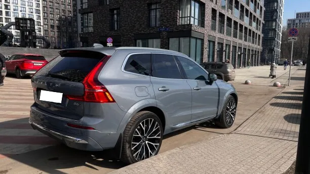 Volvo XC60 2022 — миниатюра 2