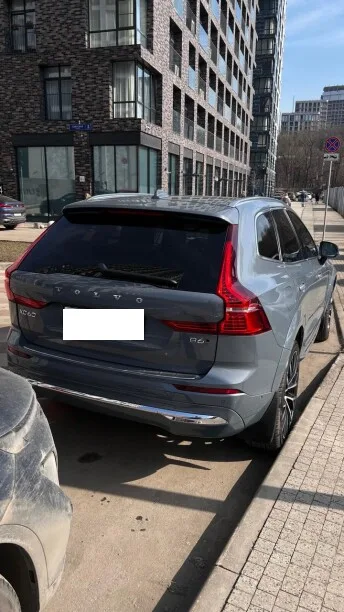Volvo XC60 2022 — миниатюра 5