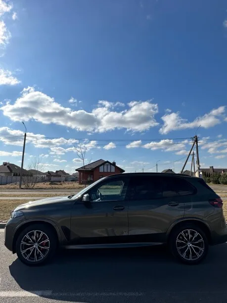 BMW X5 2023 — миниатюра 2
