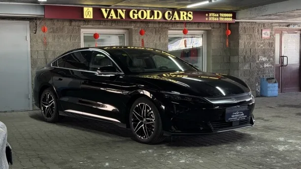 BYD Han 2025 — фото 1, купить с доставкой в Москву