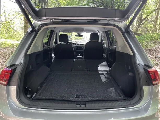Volkswagen Tiguan Allspace 2024 — миниатюра 3