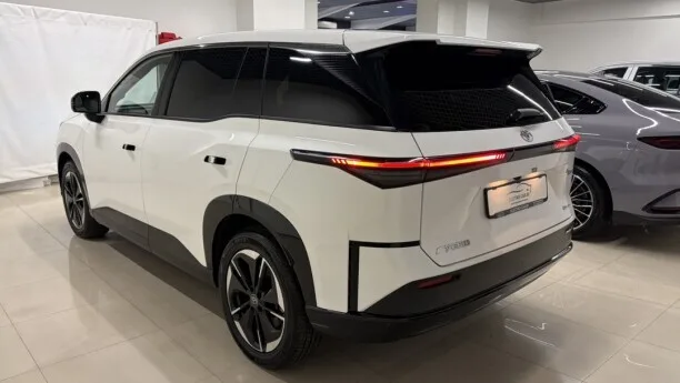 Toyota BZ3X 2025 — миниатюра 4