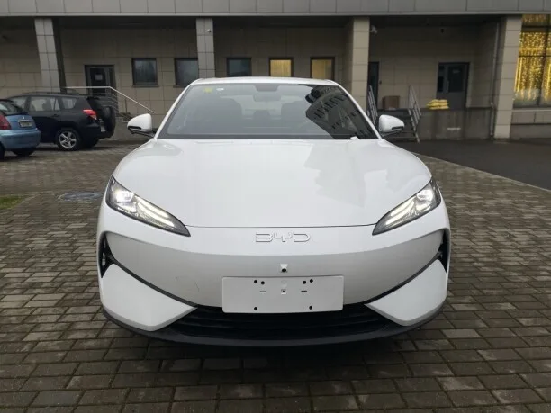 BYD e7 2025 — миниатюра 3