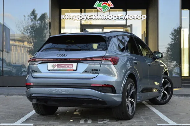 Audi Q4 e-tron 2024 — миниатюра 4