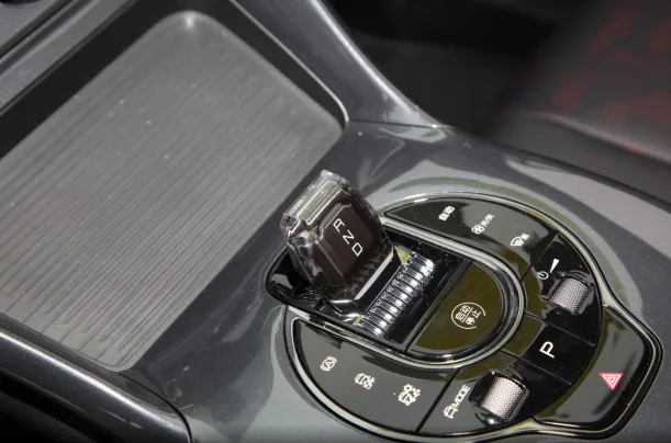 BYD E2 2025 — миниатюра 5