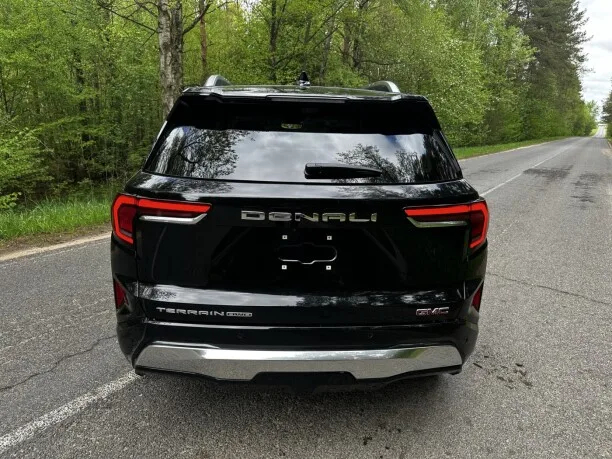 GMC Terrain 2025 — миниатюра 5