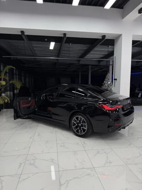 BMW i4 2025 — миниатюра 2