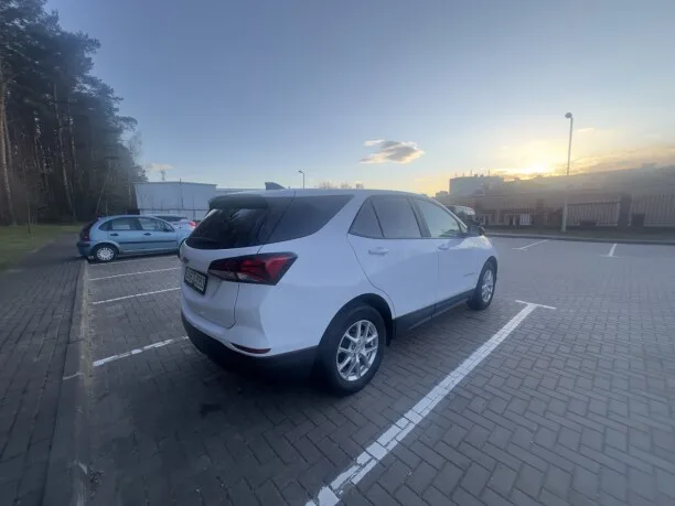 Chevrolet Equinox 2023 — миниатюра 2