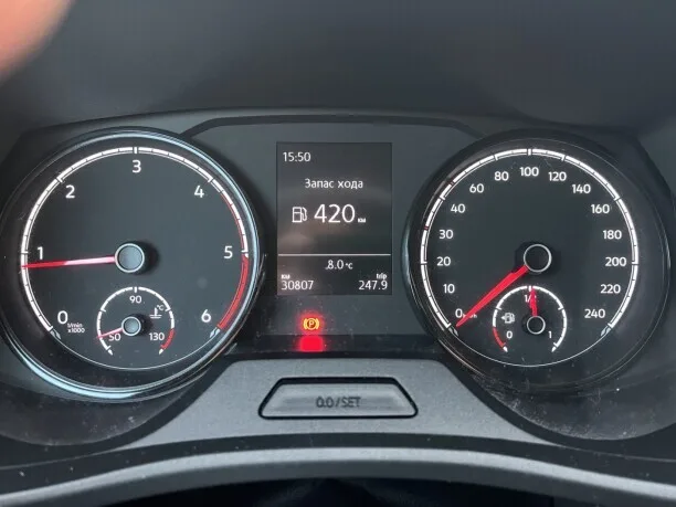 Volkswagen Caravelle 2022 — миниатюра 2