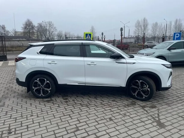 Dongfeng Aeolus Huge 2022 — миниатюра 4