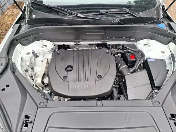 Volvo XC90 2023 — миниатюра 2