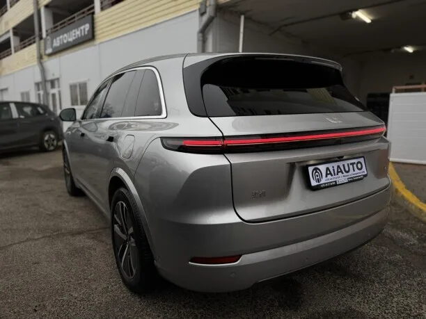 Li Auto L7 2024 — миниатюра 2