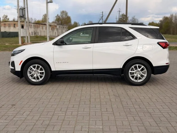 Chevrolet Equinox 2022 — миниатюра 2