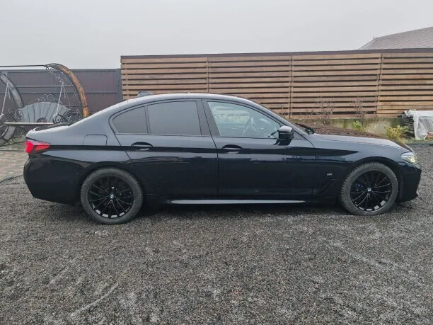BMW 5 Series 2022 — миниатюра 4