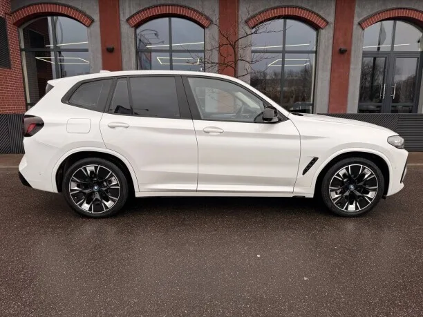 BMW iX3 2022 — миниатюра 4