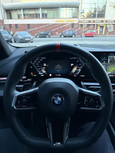 BMW i5 2024 — миниатюра 2