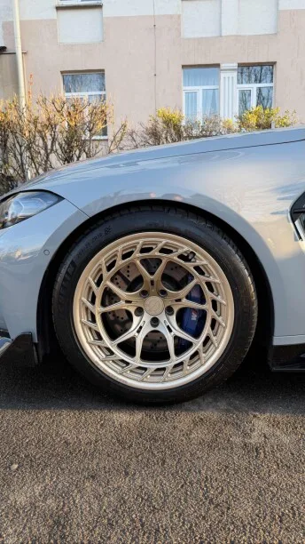 BMW M3 2023 — миниатюра 4