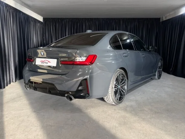 BMW 3 Series 2022 — миниатюра 4