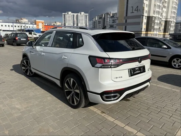 Volkswagen Tayron 2023 — миниатюра 2