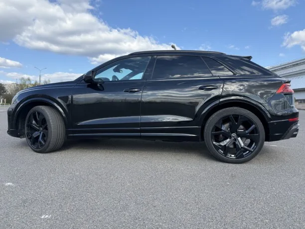 Audi RS Q8 2023 — миниатюра 4