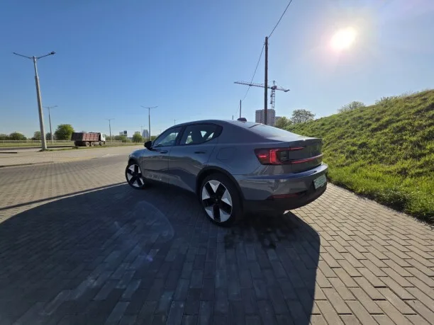 Polestar 2 2022 — миниатюра 4