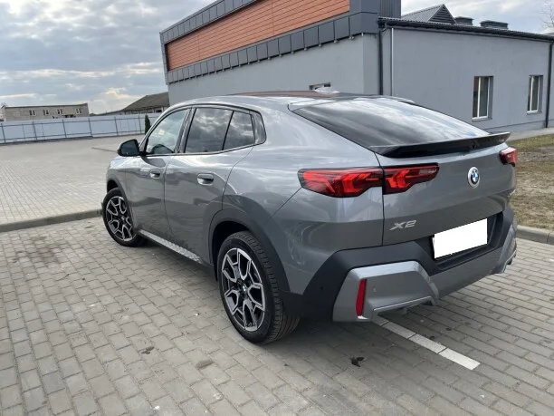 BMW X2 2024 — фото 1, купить с доставкой в Москву