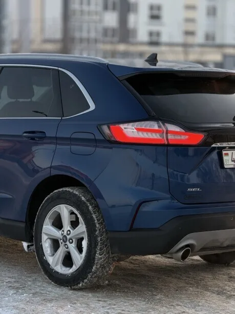 Ford Edge 2023 — миниатюра 3