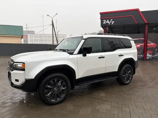 Toyota Land Cruiser Prado 2024 — миниатюра 4